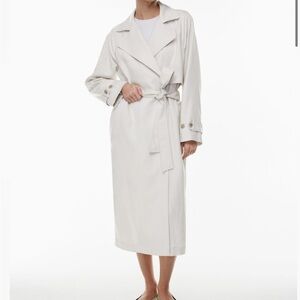 NWT Aritzia Babaton Cultivate Trench Coat color Matte Pearl